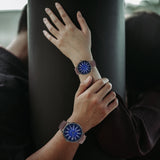 PEACE watch 24 languages on hour marks - blue/white